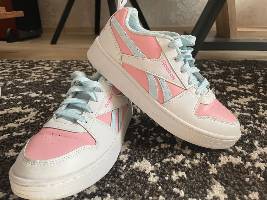 Обувки много запазени. Различни модели