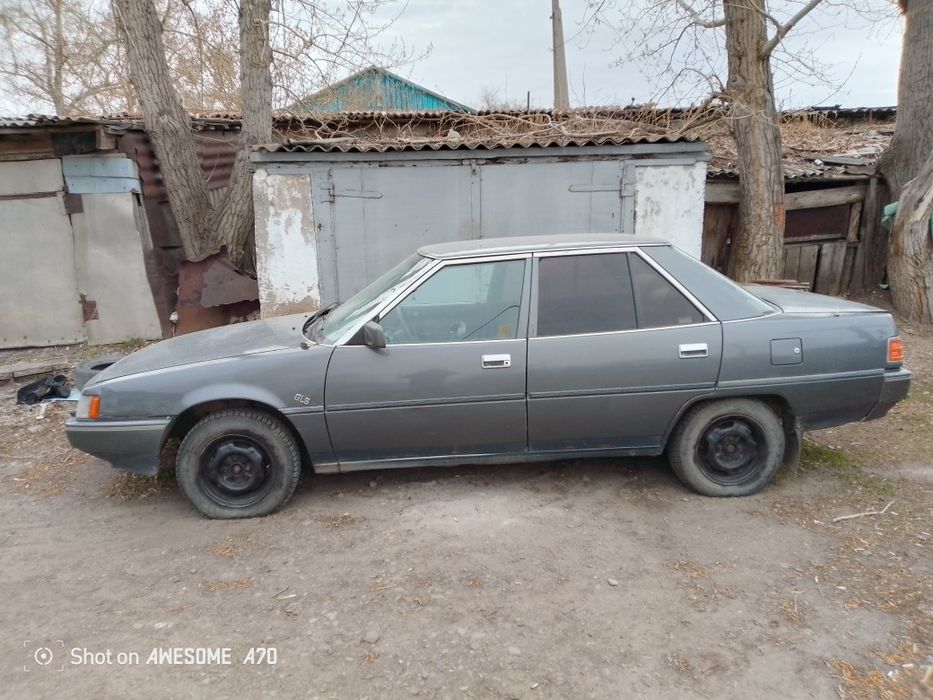 Продам машину Мицубиси Галант 87 года