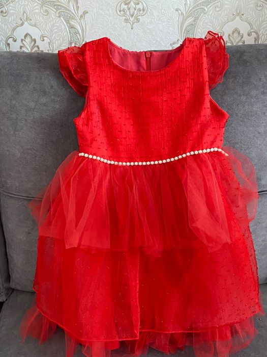 Продам Детские платья