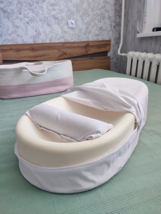 Продам кокон-матрас и корзину