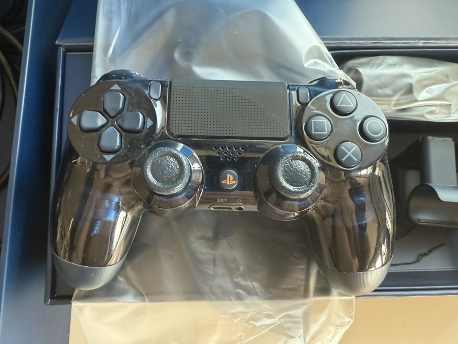 PS4 Pro 500 Milion Edition