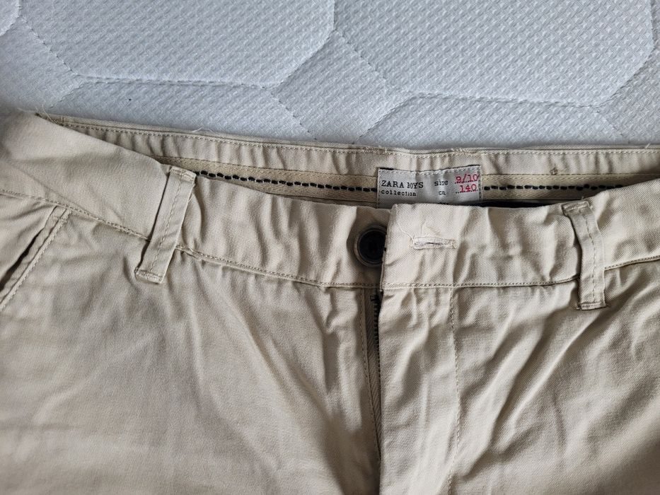 Tricouri, pantaloni și căciuli