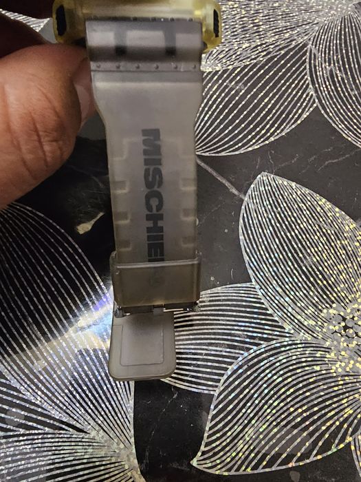 Часовник Вудо устойчив G - SHOCK MISCHIEF