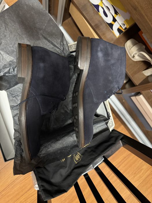 Vand Ghete din piele marca Massimo Dutti. Marimea 43.