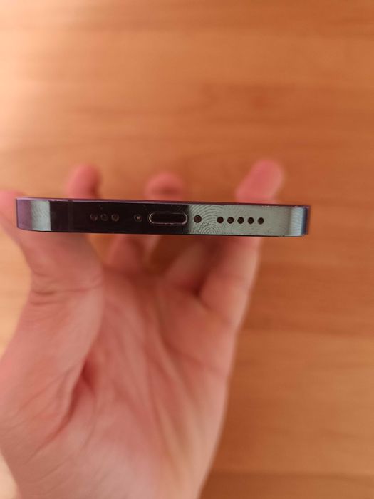 iPhone 12 pro Pacific Blue