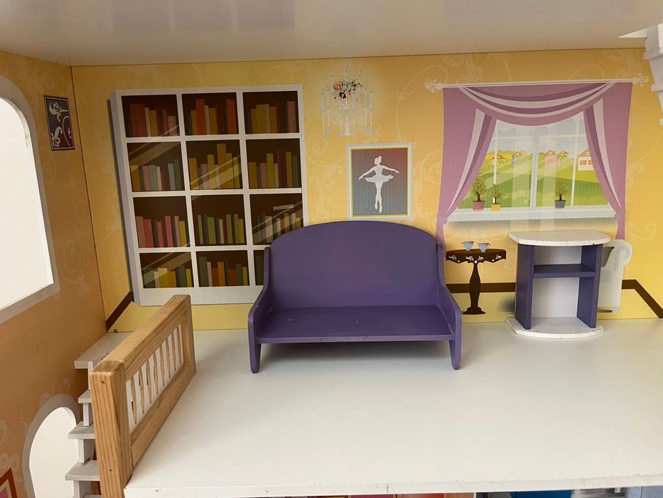 детский кукольный домик