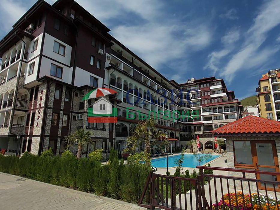 Апартамент с 1 спалня в комплекс Амфора, Свети Влас, България, 76 кв. м, цена 89 000 евро