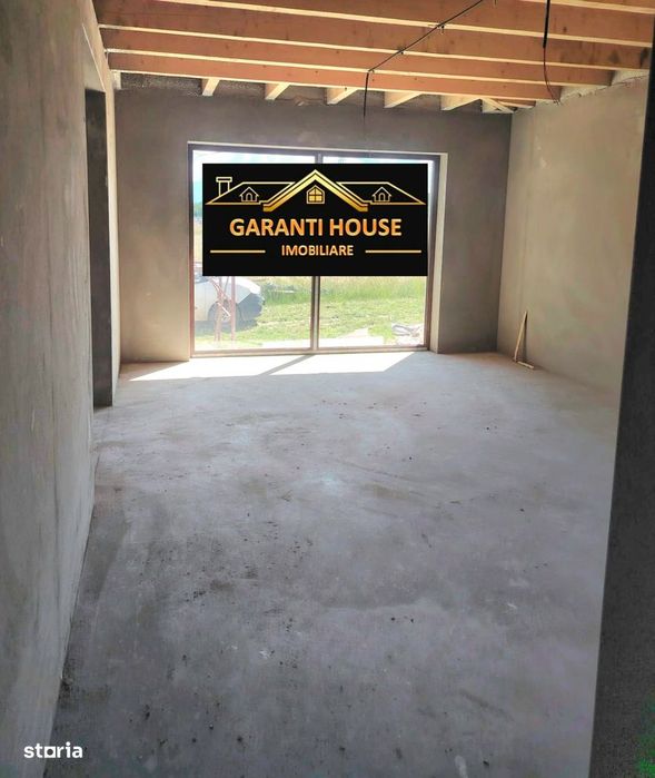 Zona Vrancei, casa pe un singur nivel, semifinisata, 165 000€