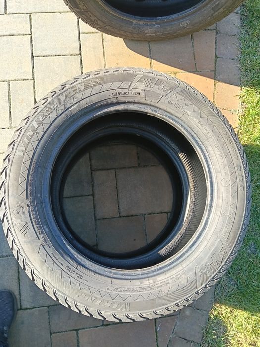 Vând cauciucuri anvelope Viking winter van 215,60,R17C M+S