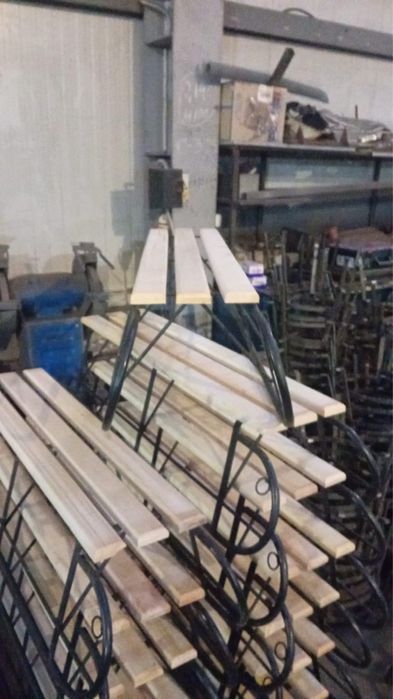 Saniii din plastic si metal