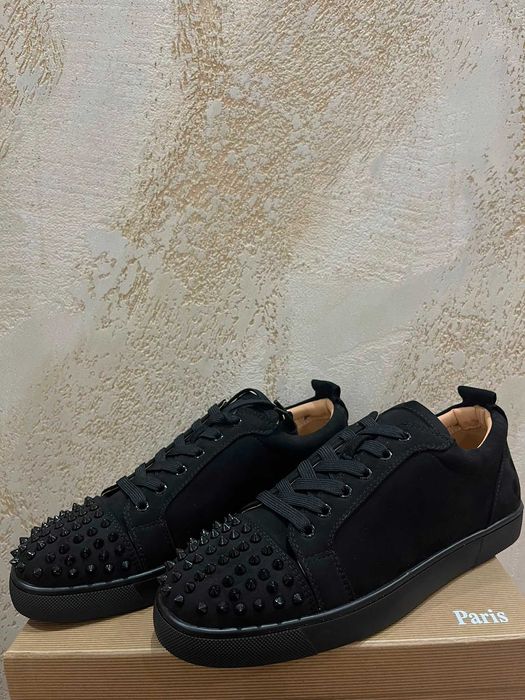 Мъжки обувки тип Christian Louboutin Louis Junior Spikes (Черен велур) – Размер 44