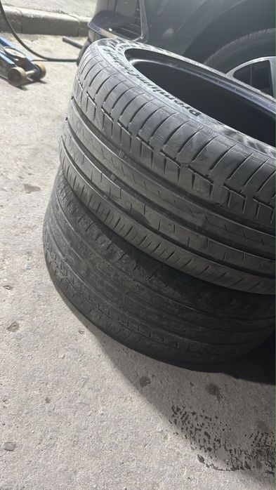 Продам бу Шины 235/45 r18.      .