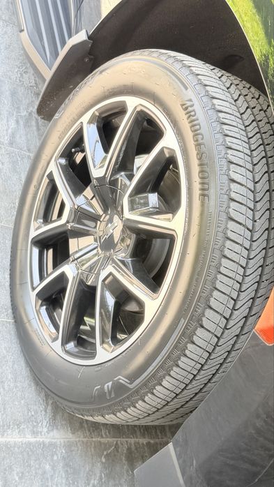 Tahoe RST 2024/24