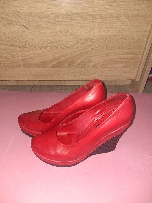 Обувь разная,  отдам за 6000