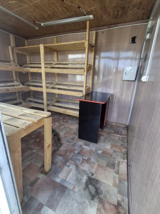 Продам киоска в хорошем состояние