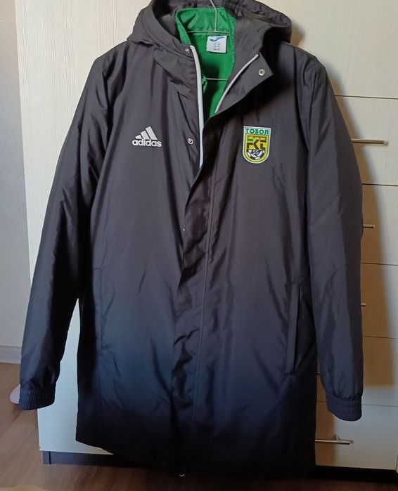 Куртка Adidas новая
