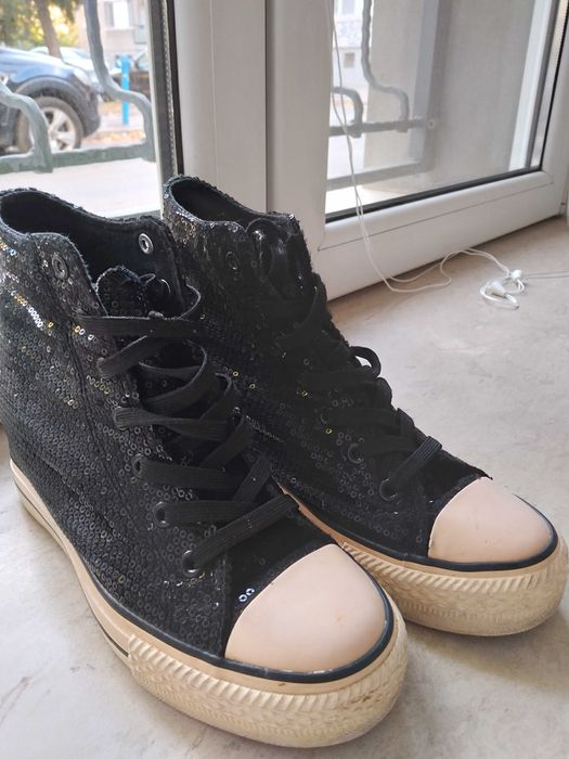 Спортно елегантни боти