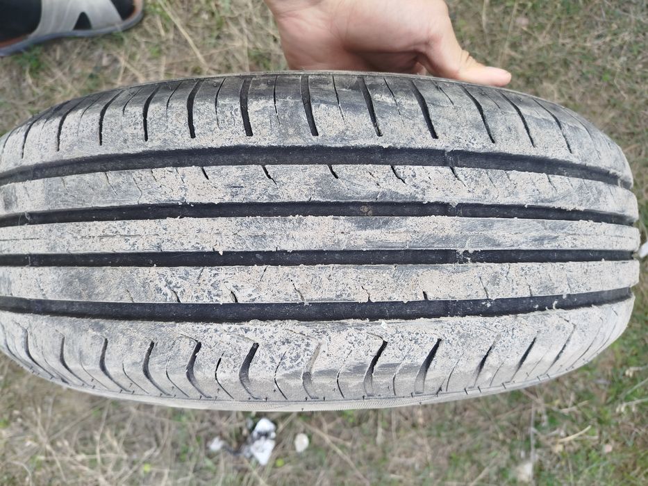 Автошины 185/65/R15.