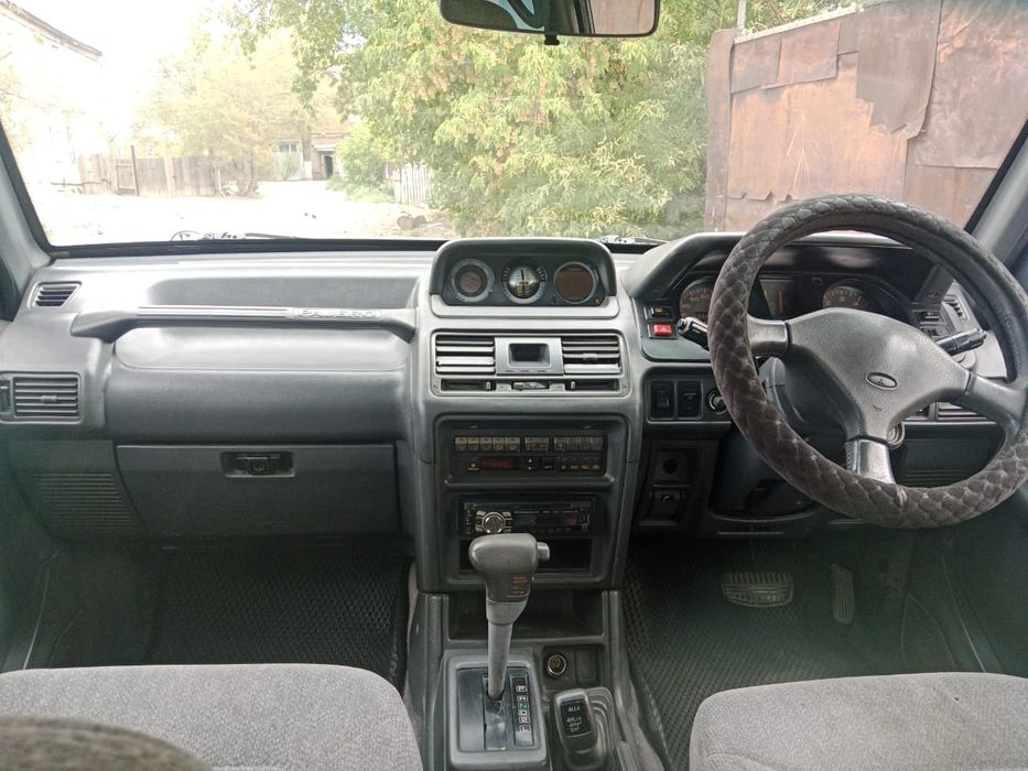 Продам Mitsubishi Pajero 2
