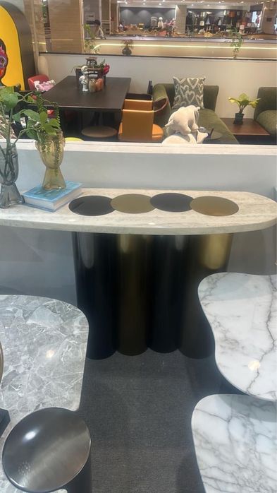 Столы искуственный камень