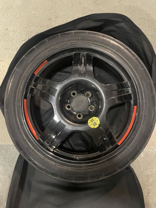 Резервна гума / Патерица за Мерцедес 19ка