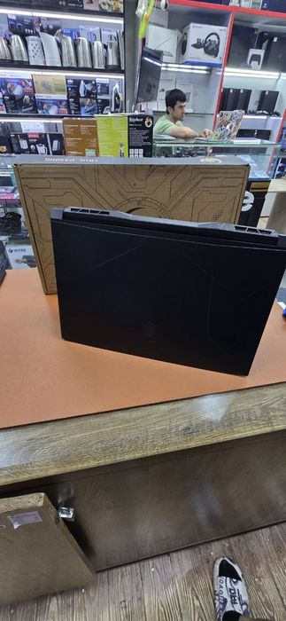 MSI Bravo 17 D7VF