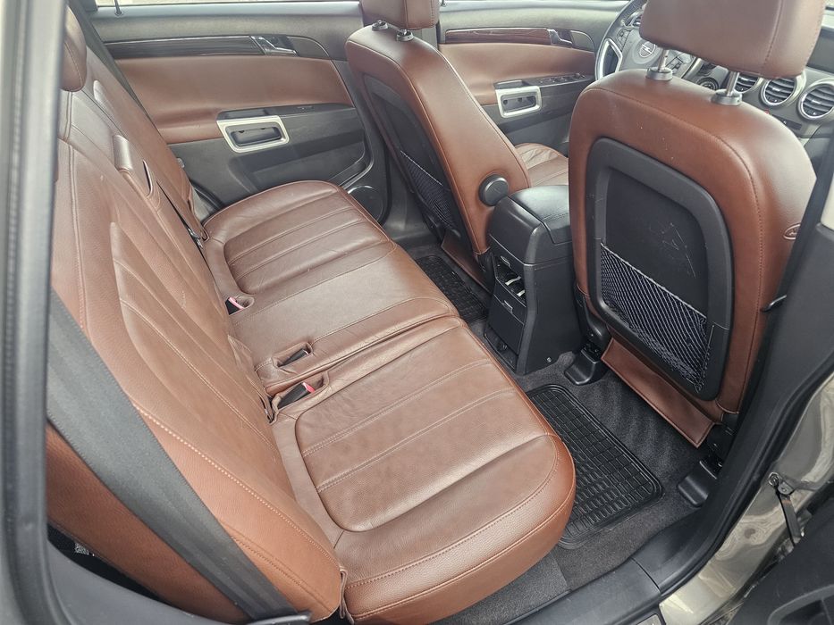 Opel Antara 2.0 diesel 150 cai