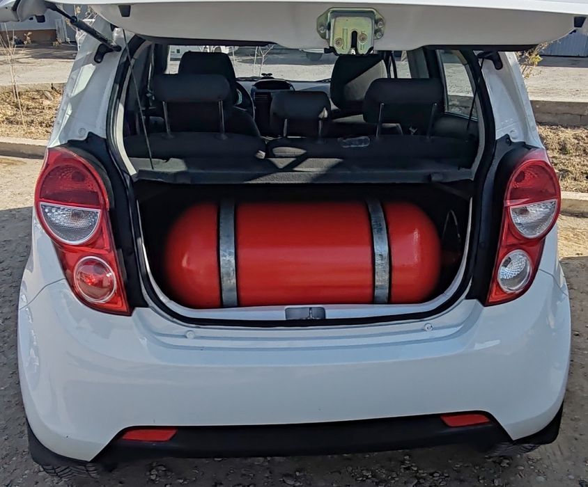 Spark 2 yevro mexanika sotiladi