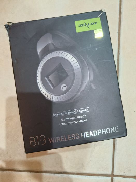 Căști wireless OneOdio și ZeaLot.