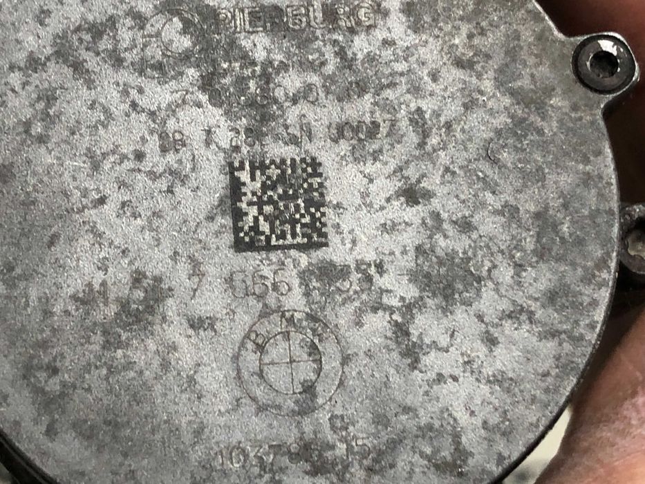 Pompa apa auxiliara originala BMW F10,F13,F01 X5 X6 E70 F15 F16 550