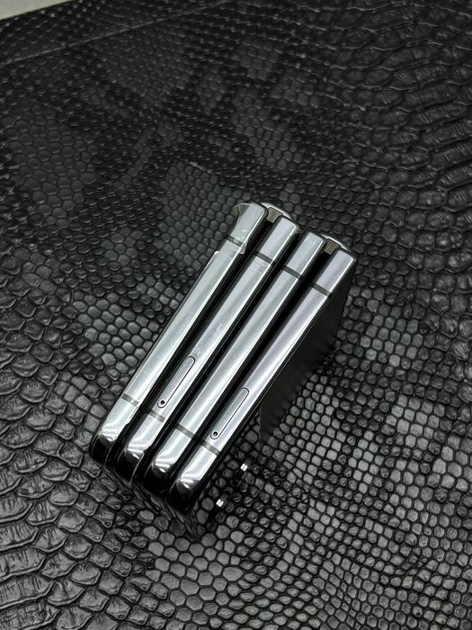 Samsung Galaxy z flip 4