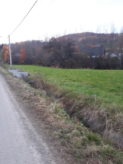 Teren INTRAVILAN de vânzare-negociabil