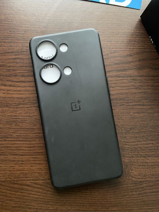 Vând urgent sau schimb Oneplus Nord 3