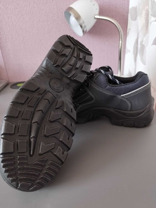 Обувки размер 38