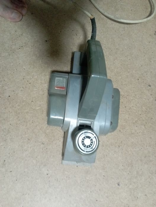 Продам Электро рубанок. Кедр