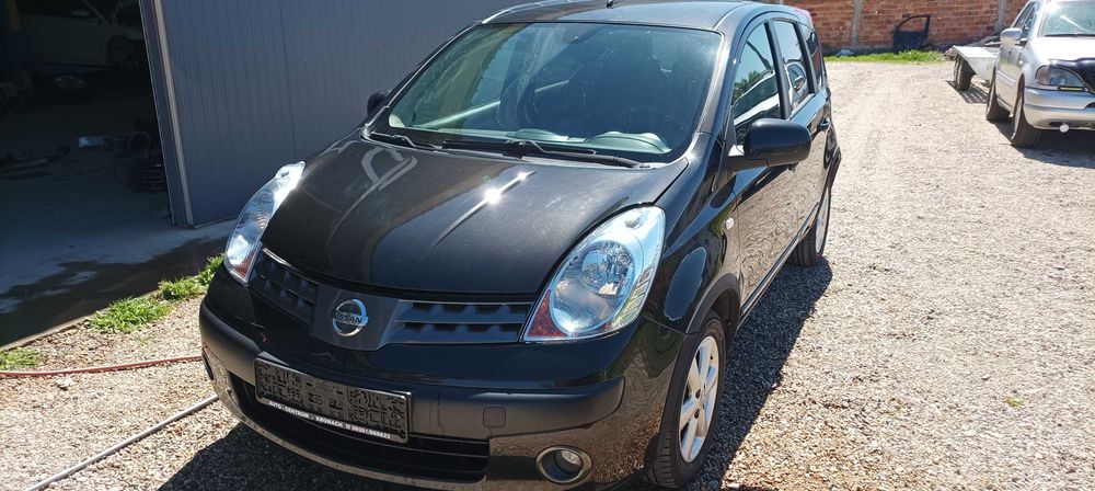 Нисан Море 1.6 106кс.