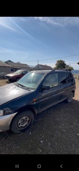 Продам Мазда демио