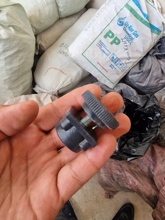 Мебельные заглушки и Ношка сиденье спинки  из фанера