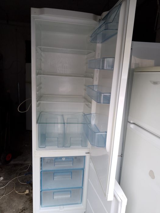 Vind frigider arctic Indesit Whirlpool Zanussi funcționale