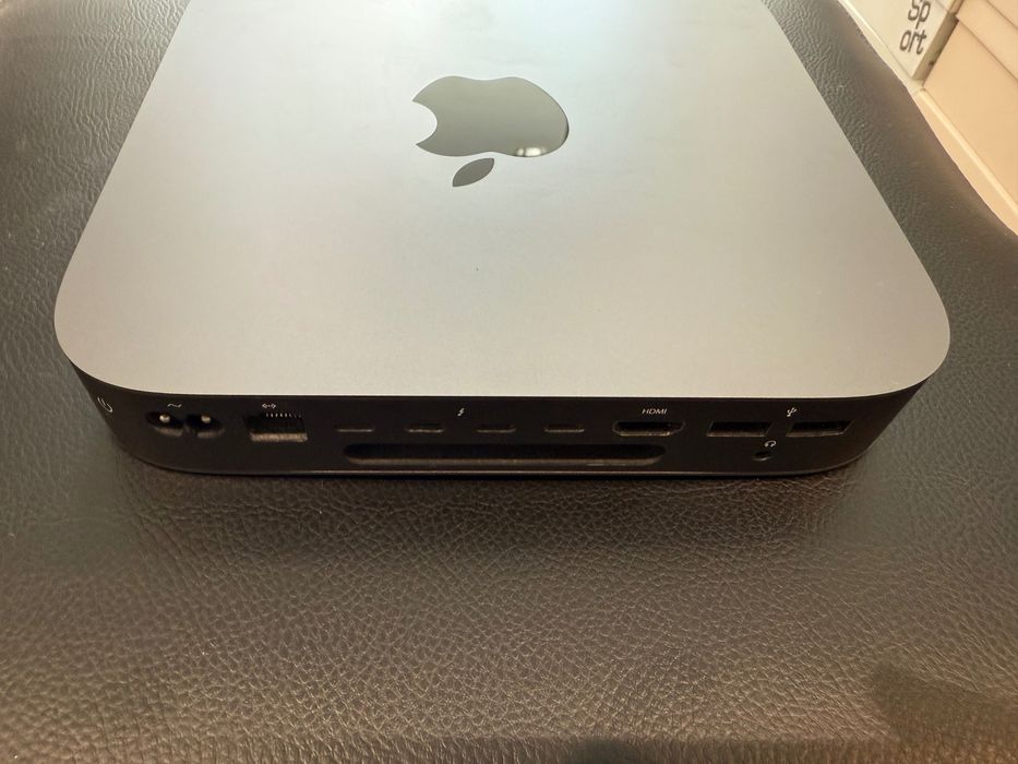 Продавам Mac mini 2018