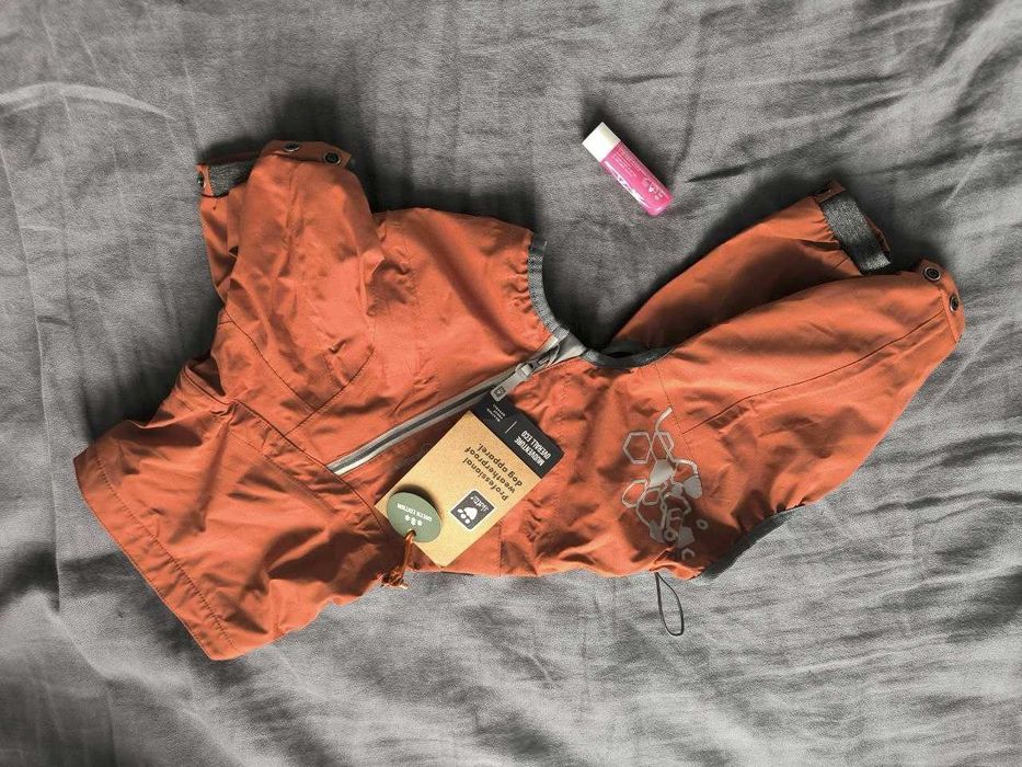 Якета за кучета Hurtta, различни размери