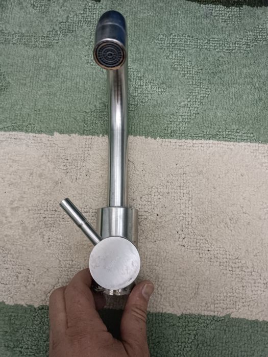 Продам кран для раковины