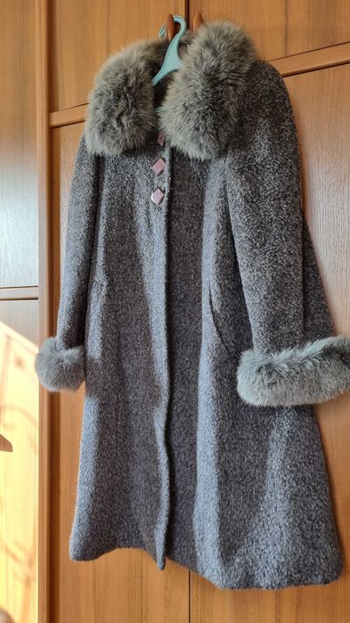 Польто зимнее размер 52