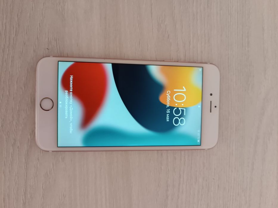 Продам айфон 6s plus