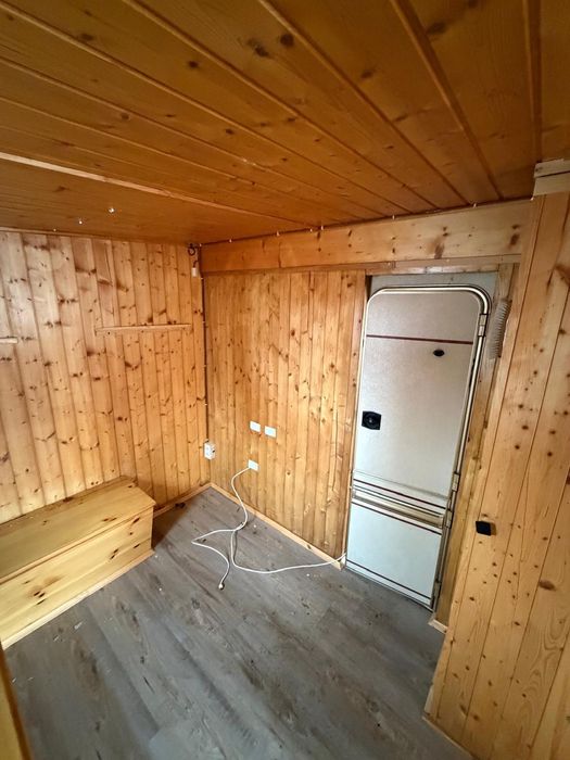 Casuta din lemn cu terasa 5m / 2m