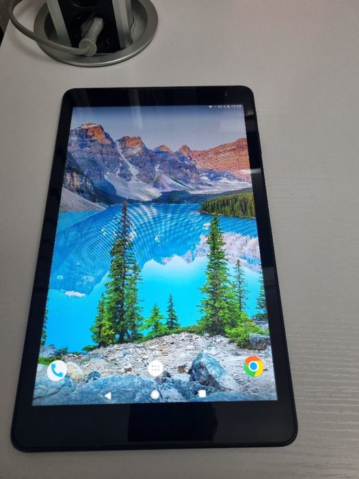 Vand tableta vodafone 4g  .