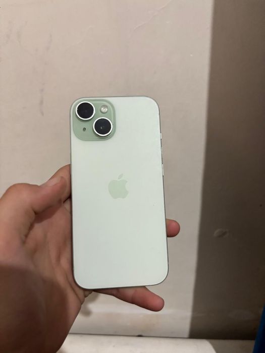 Iphone 15 128гб.