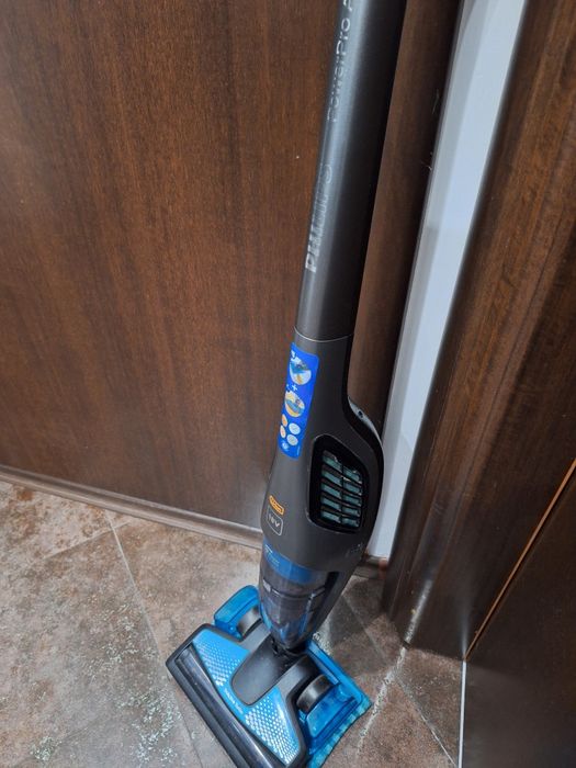Вертикална прахосмукачка и моп PHILIPS PowerPro Aqua 2 in 1