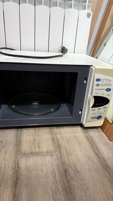 Микроволновая печь
