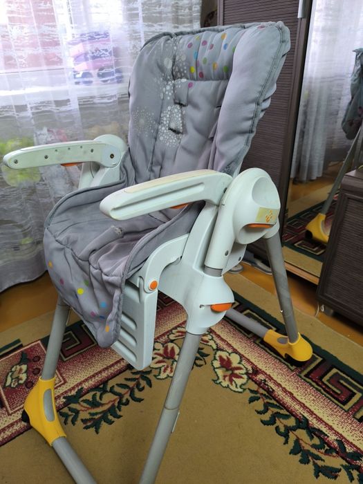 Продам стульчик для кормления